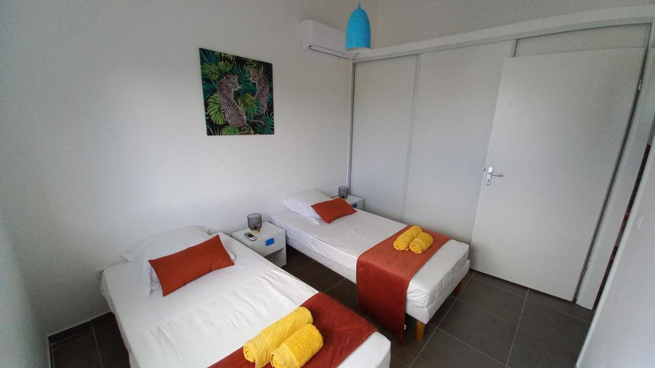 סן-פרנסואה Villa Lovado Avec Jacuzzi מראה חיצוני תמונה